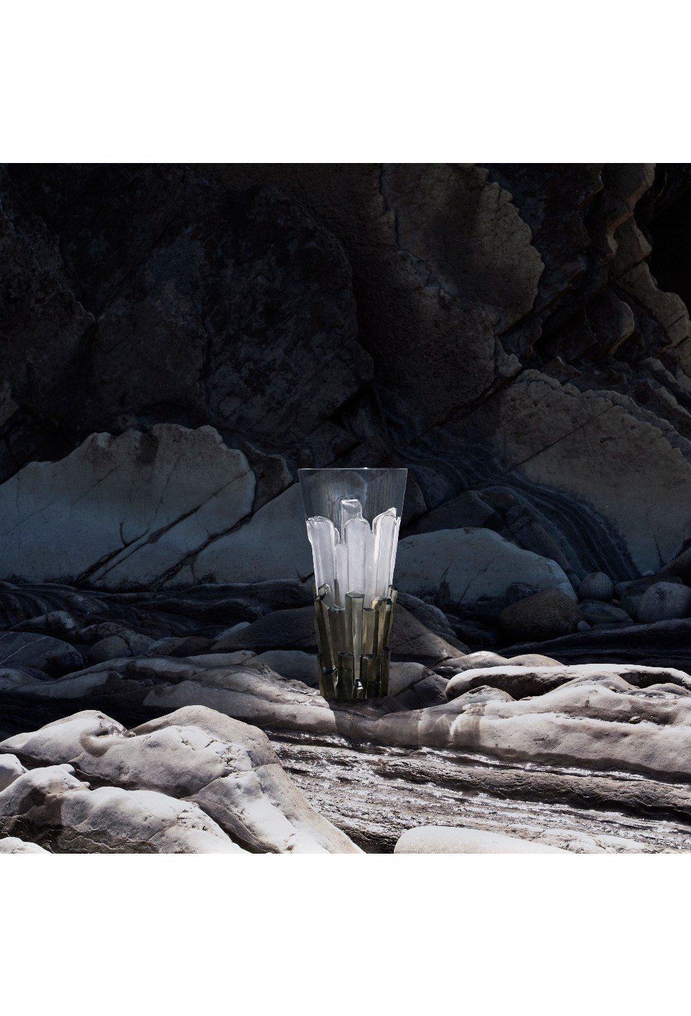 Basalte Vase - photo 58578