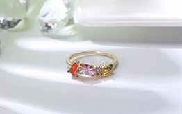 Rainbow ring with multicolored crystals