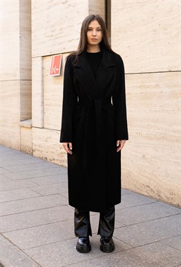 Women's Black Oversize Coat