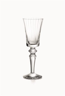 A glass of MILLE NUITS