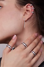 A ring with a path of stones in the middle - photo 12251