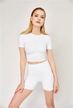 Cropped T-shirt "White Motion" - photo 16357