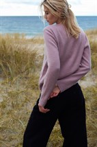 Sweater - photo 36026