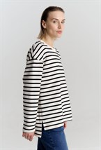 T-shirts - photo 37230