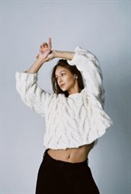 Sweater - photo 45777