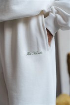 Joggers - photo 47737