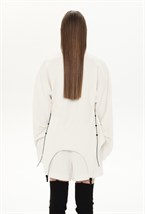 Sweatshirt with garters - photo 50323