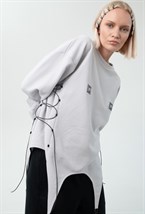 Sweatshirt with garters - photo 50325