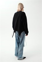 Sweatshirt with garters - photo 50329