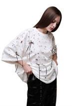 Three-dimensional hole punch T-shirt - photo 50392