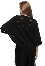 Three-dimensional hole punch T-shirt - photo 50404