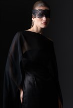 Selene's Silhouette cape - photo 51416