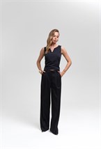 Black trousers with a crease - photo 55163