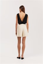 MIRA Shorts - photo 56173