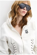 Hoodie with eyelets - photo 57901