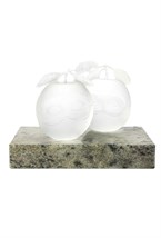 Le Prêtre marié - Right Apple, René Magritte and Lalique, 2023 - photo 58596